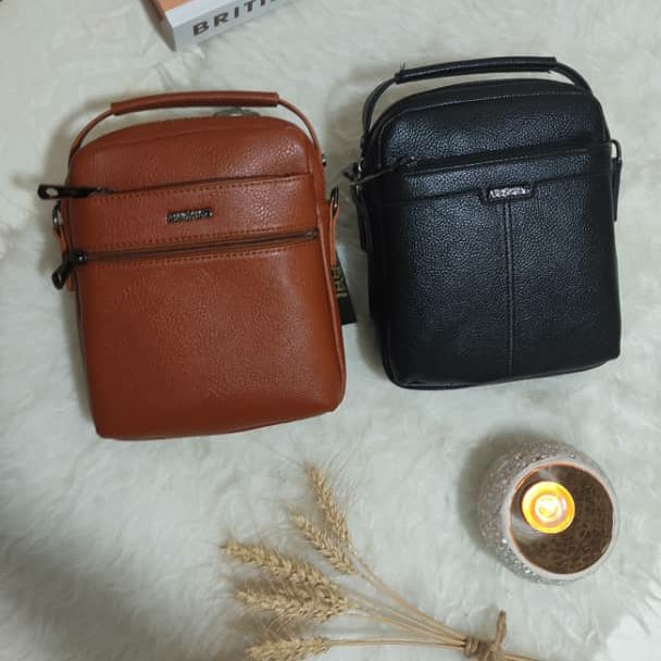 کیف پاسپورتی مردانه دستی دوشی که ضدخش وهندزفری دار هست