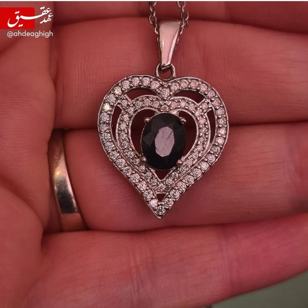 گردنی نقره یاقوت کبود زنانه