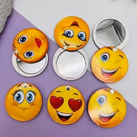آینه جیبی طرح لبخند