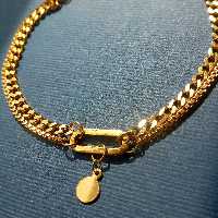 دستبند استیل دو لاین ،  رنگ ثابت ، موجود در طرح های مختلف، ضدحساسیت