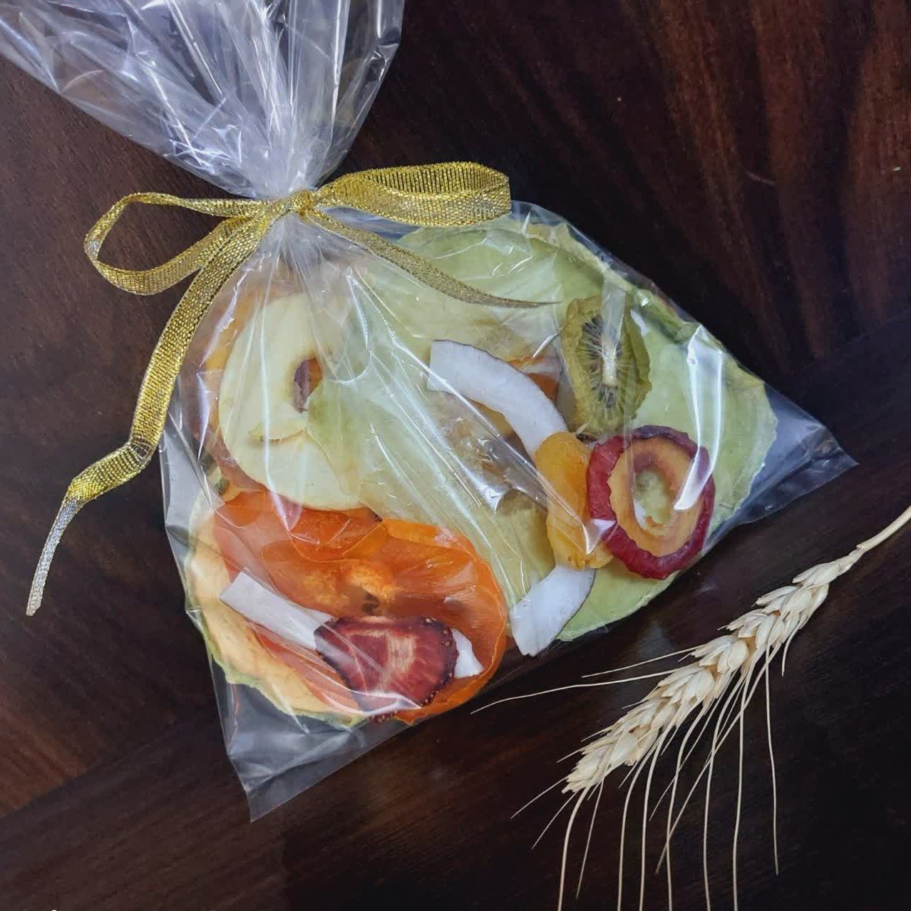 چیپس میوه مخلوط 14 میوه(100 گرمی)