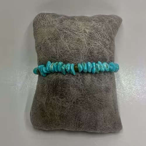 دستبند مدل آسانسوری با مهره های فیروزه سنتتیک و خرج کار بین مهره ایی برنزی