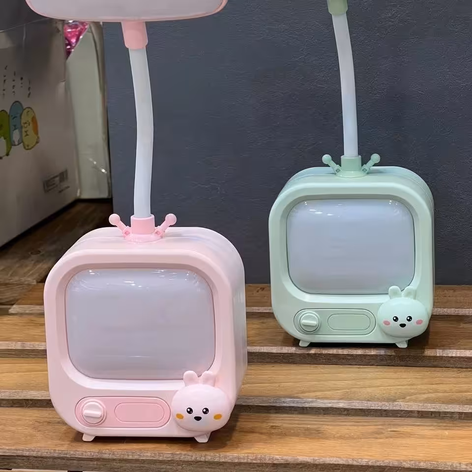 چراغ مطالعه تلویزیون و چراغ خواب شارژی