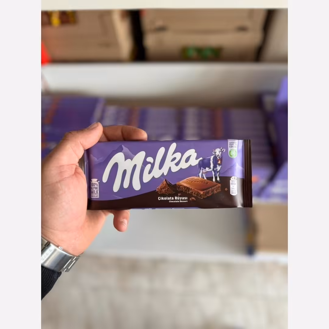 میلکا با دسر شکلاتی 