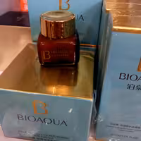 کرم دور چشم بیو آکوا کلاژن دار