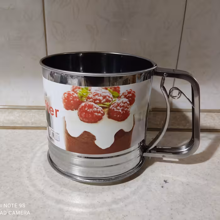 الک چرخشی  کوچک با یک توری قطر 10 ارتفاع 10 سانت