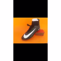 کفش چمن مصنوعی رنگ مشکی CR7