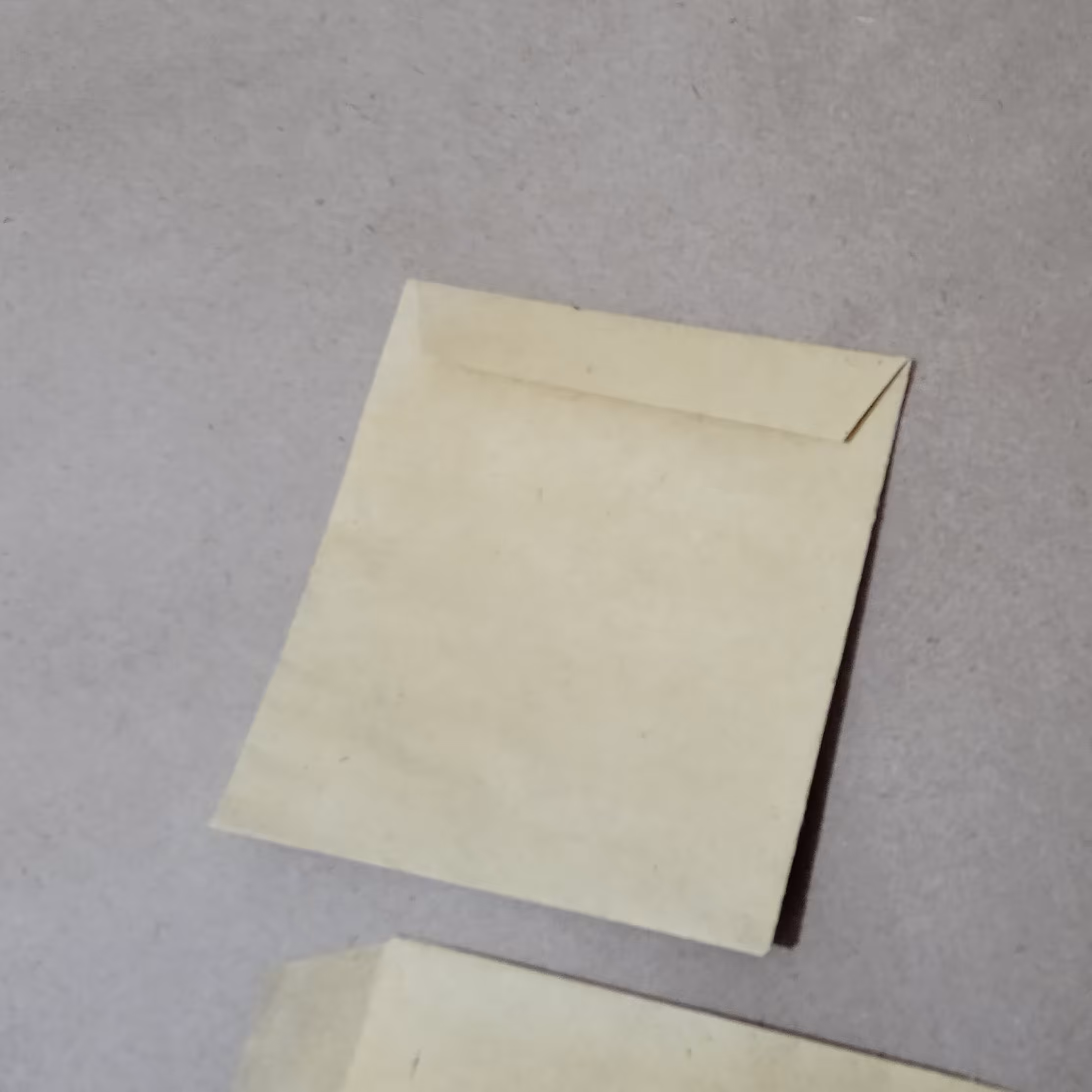 مینی پاکت تخت