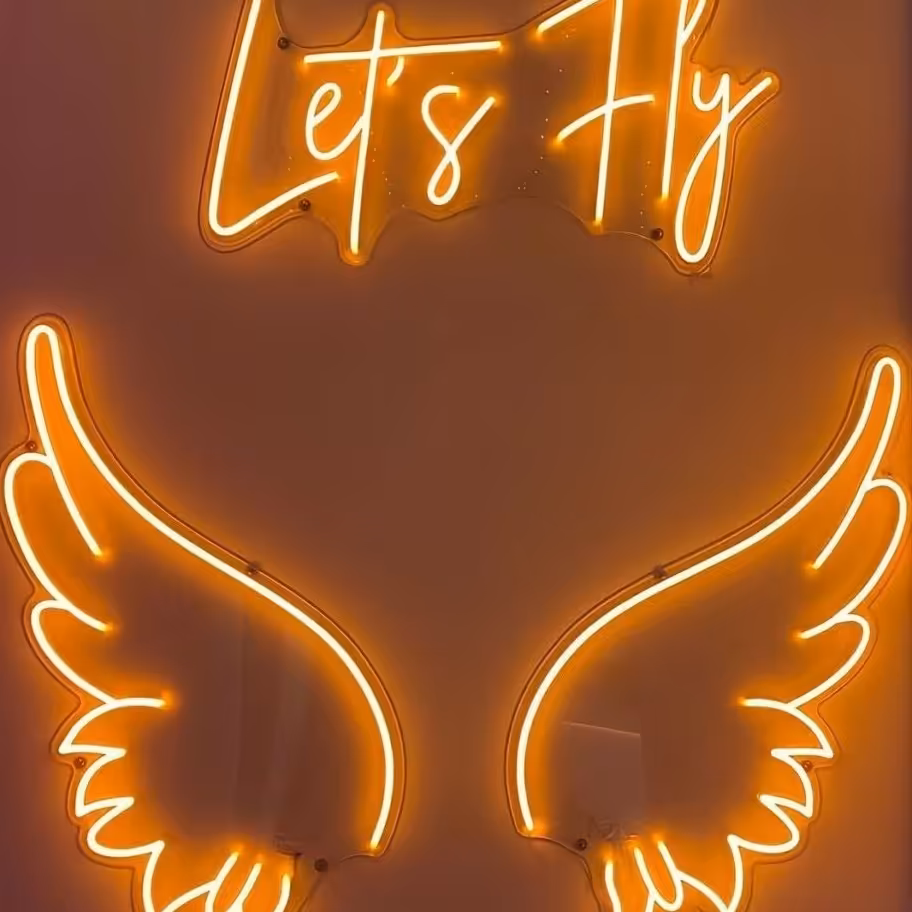 تابلو نئون طرح بال