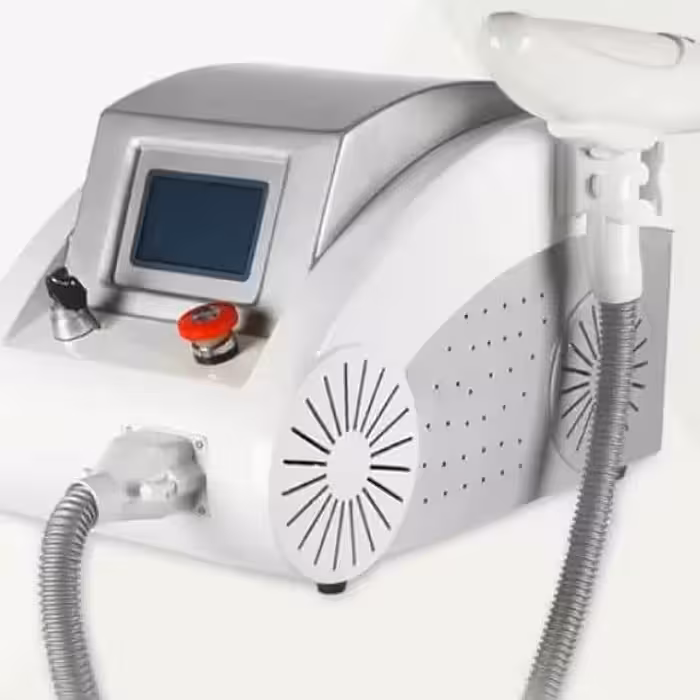 دستگاه لیزر کلینیکی