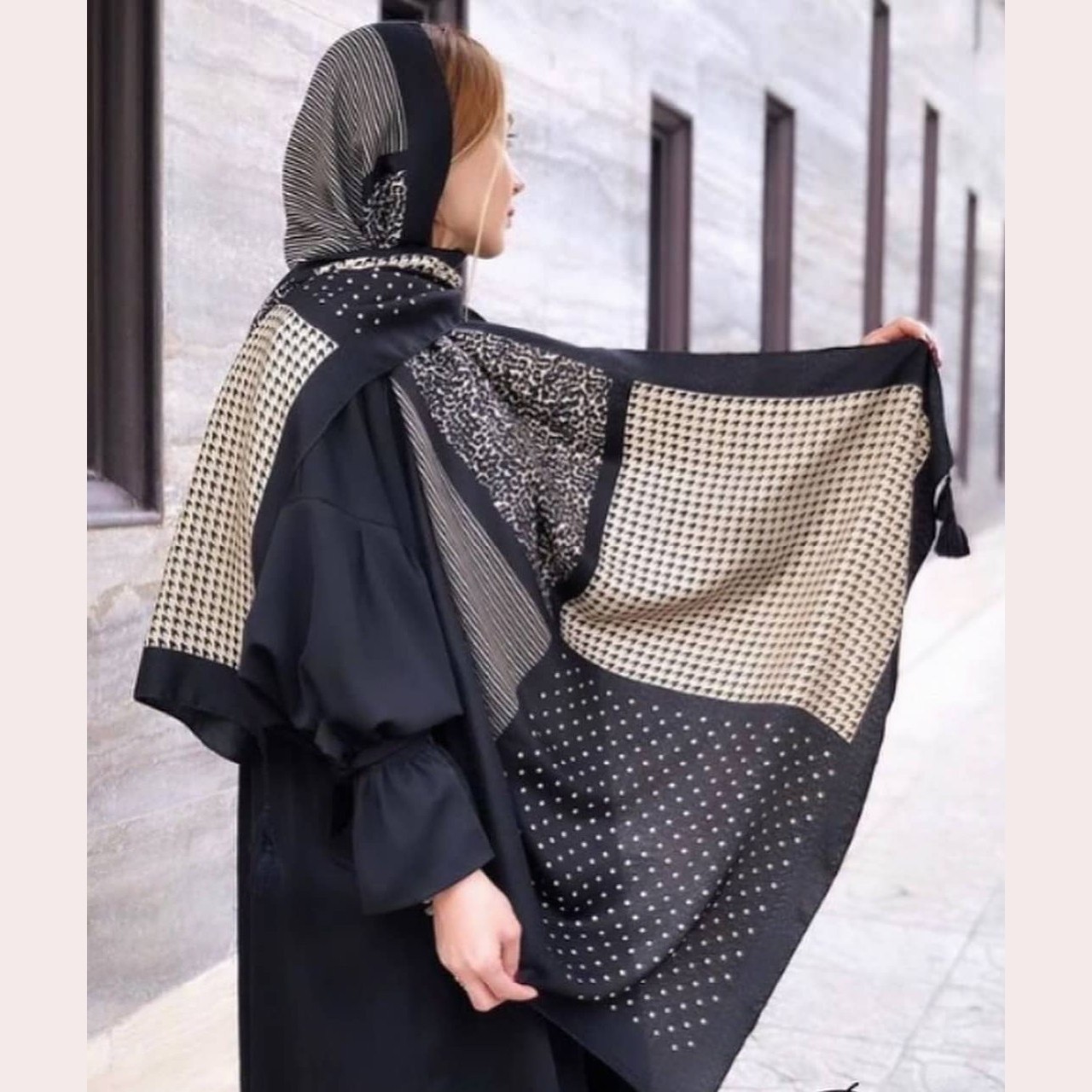 شال پیچازی نخ جناغی بسیار لطیف منگوله دار