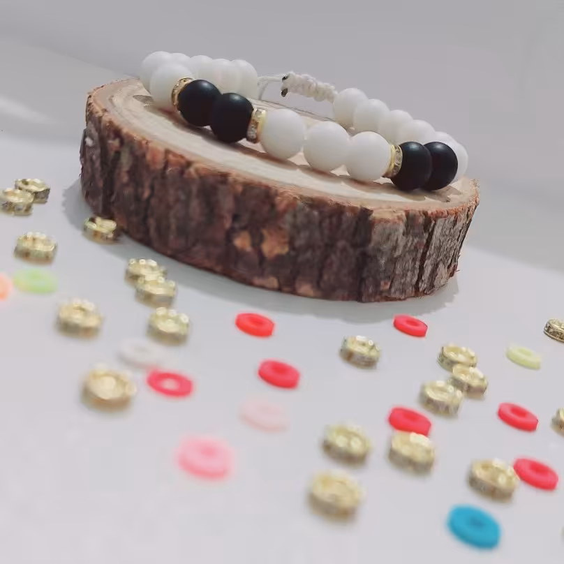 دستبند مروارید مات