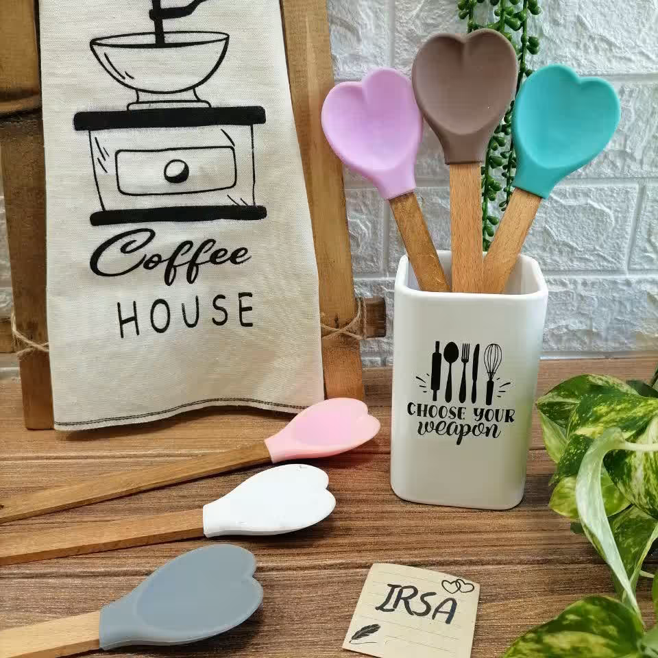 کفگیر  سیلیکونی دسته قلبی 