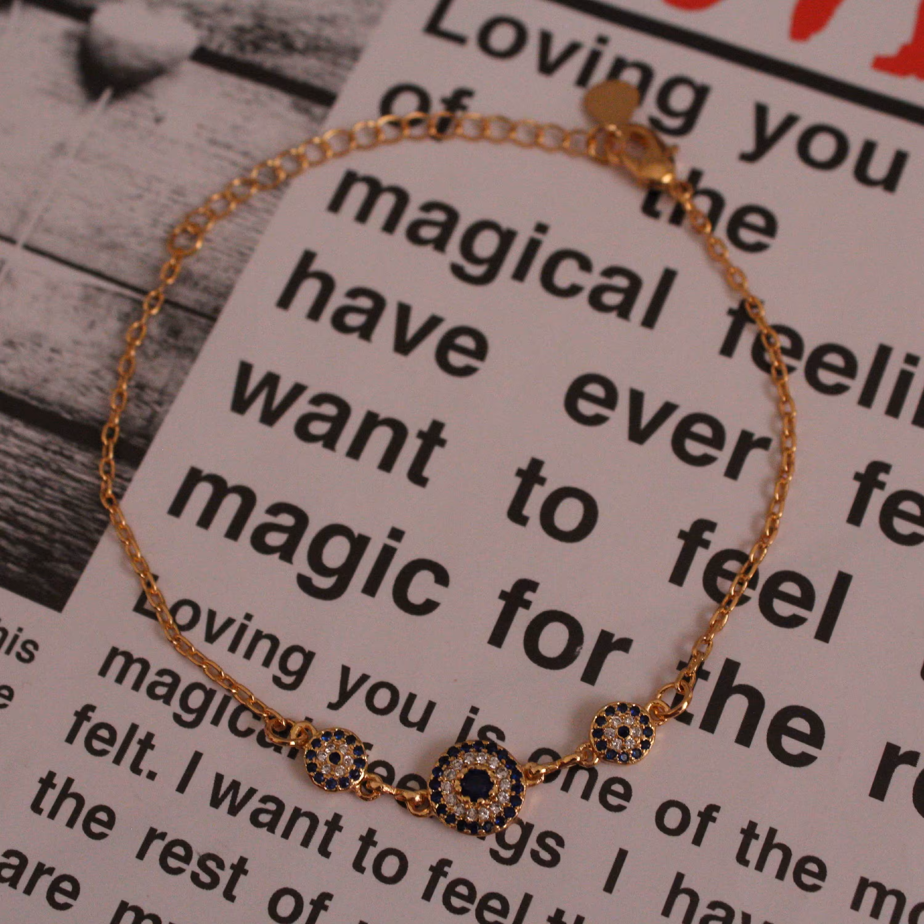 دستبند سه چشم 