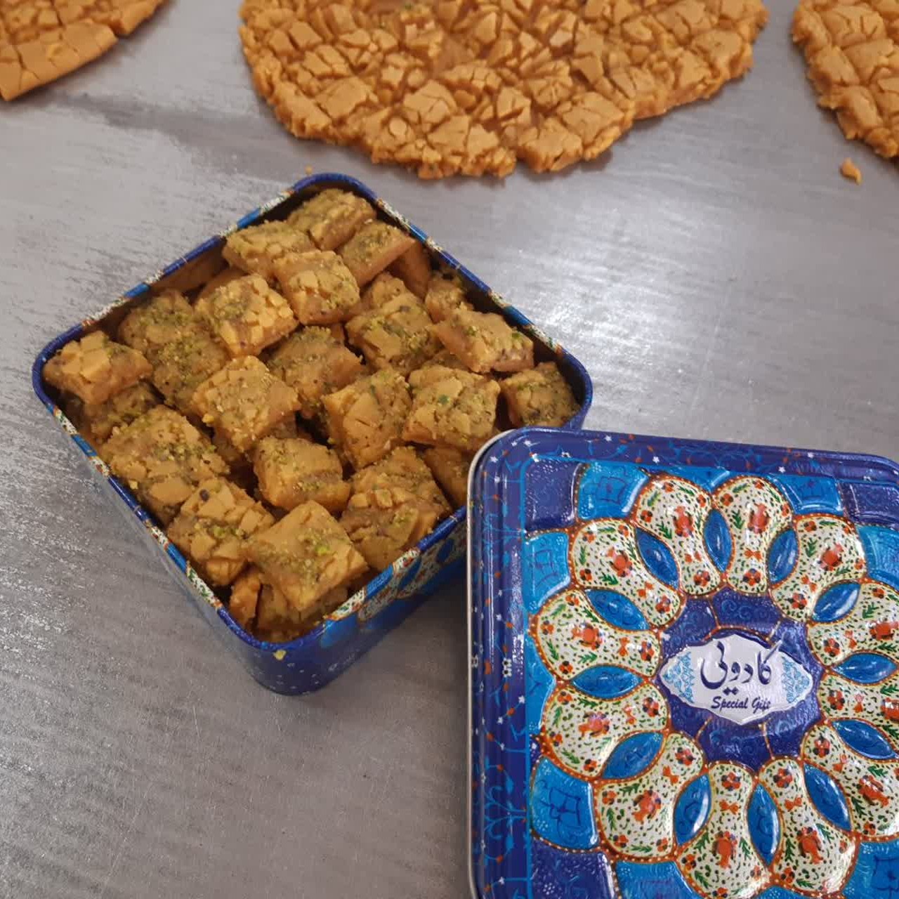 سوهان حبه ای مخلوط درجه یک (کره ای و نباتی) 300 گرمی