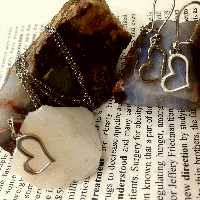 نیمست نقره قلب بسیار زیبا و شیک⚘برای خانوما با وزن5.85