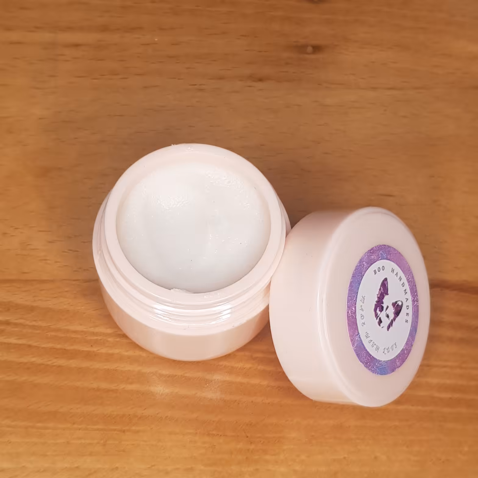 کرم مرطوب کننده بدون روغن بو هندمیدز 30 میل بدون پارابن بافت سبک و بدون ایجاد جوش و آکنه 