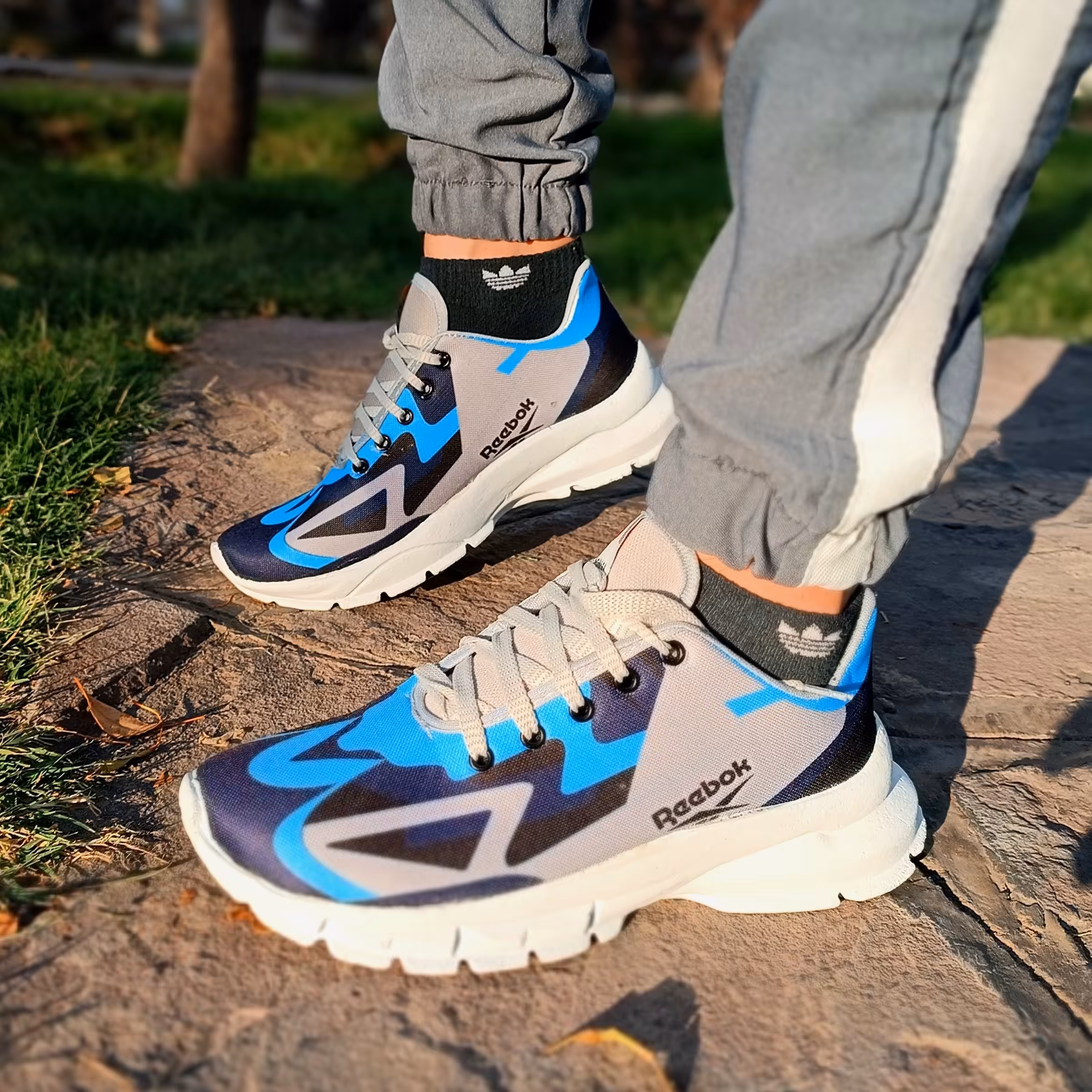 کفش کتونی  ریبوک آبی