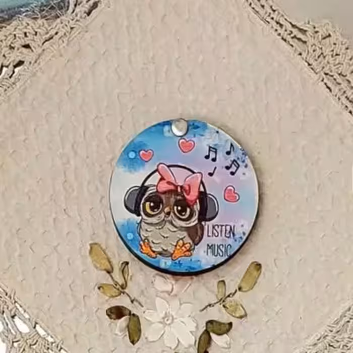 آینه کیفی با در چرخشی چوبی مدل فانتزی