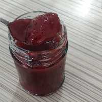 مربای توت فرنگی 