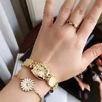 ست فوق العاده پرفروش ساعت و دستبند و انگشتر 