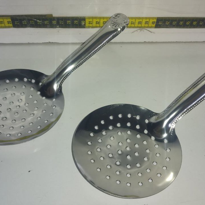 کفگیر برنجی اشپزخانه