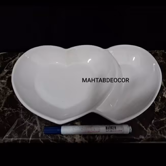 خرما خوری دو قلب مدرن