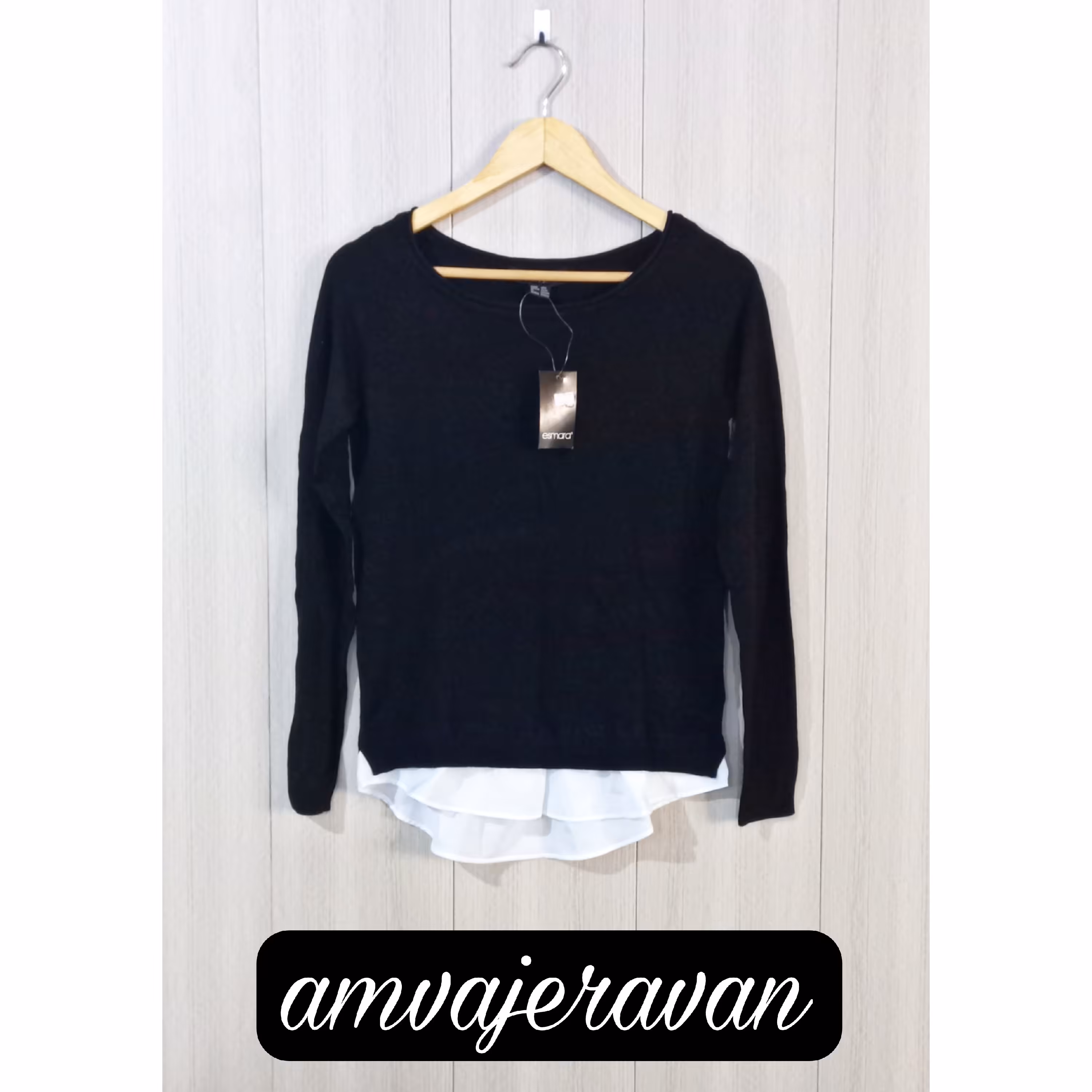 بافت زنانه برند esmara  آلمان سایز XS تا S یا  32 تا 36  طرح شومیزی