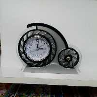 ساعت چراغ دار