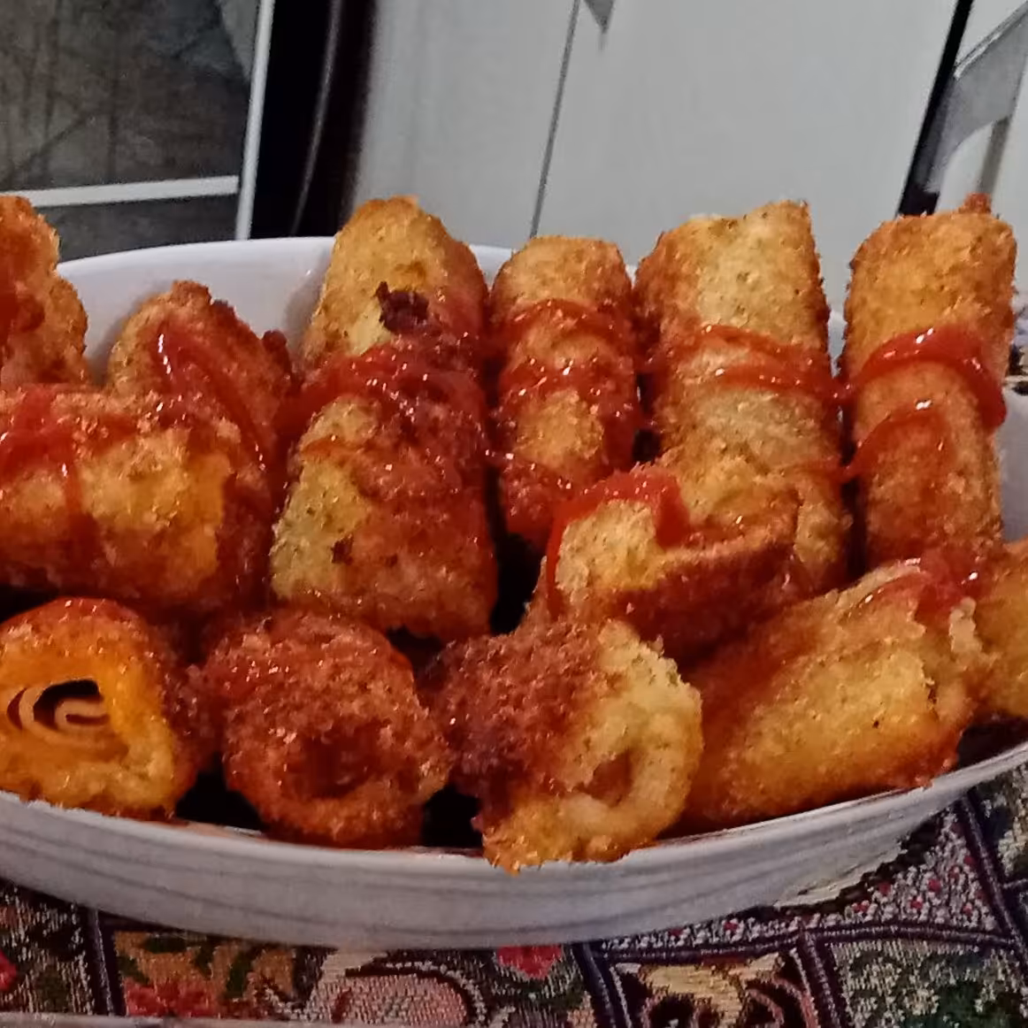 فینگرفود رول سوخاری خانگی  سینی 10 عددی اعلا با مواد مرغوب