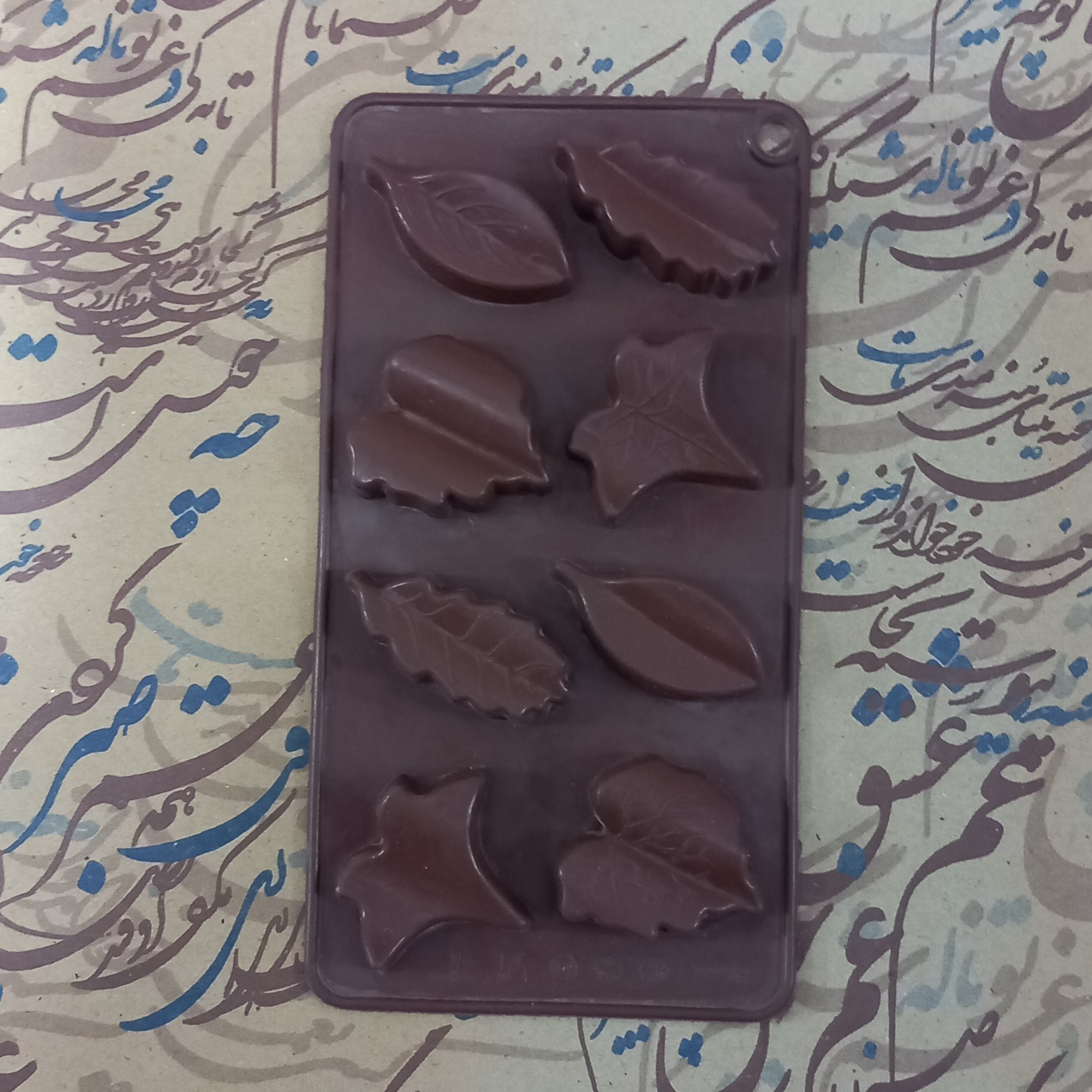 قالب شکلات طرح برگ