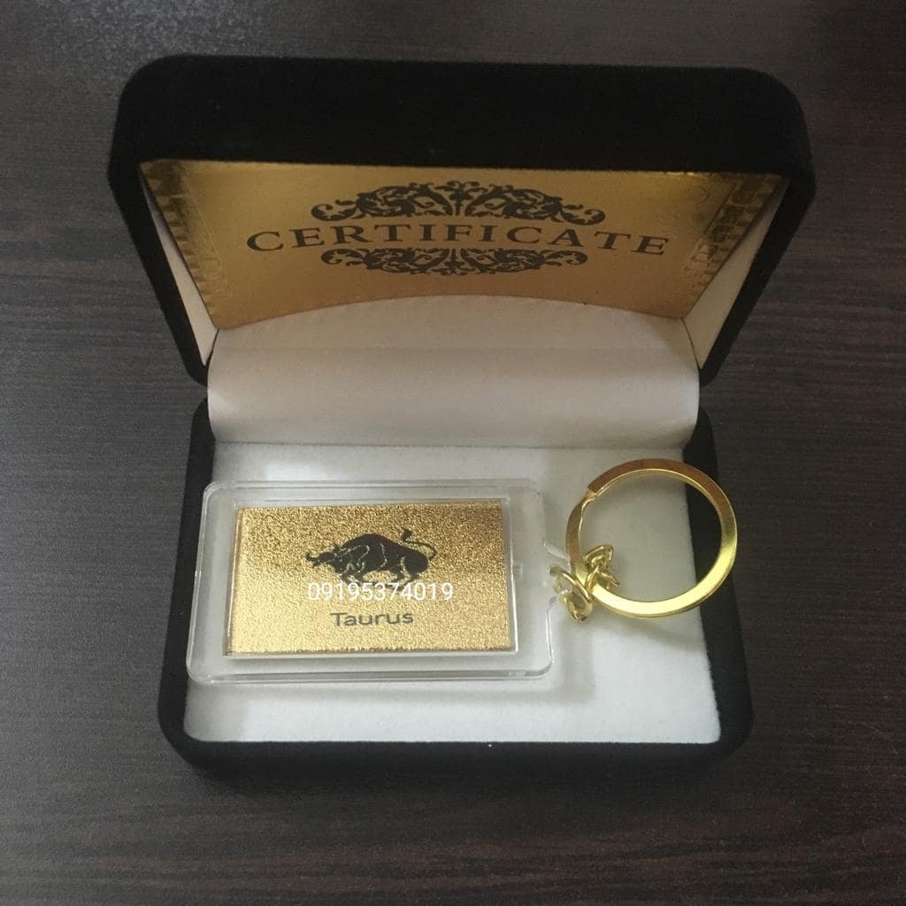 جاسوئیچی روکش طلا نماد ماه تولد با شناسنامه