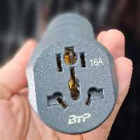 مبدل تبدیل برق  3 به 2باگارانتی و داخل برنجی 