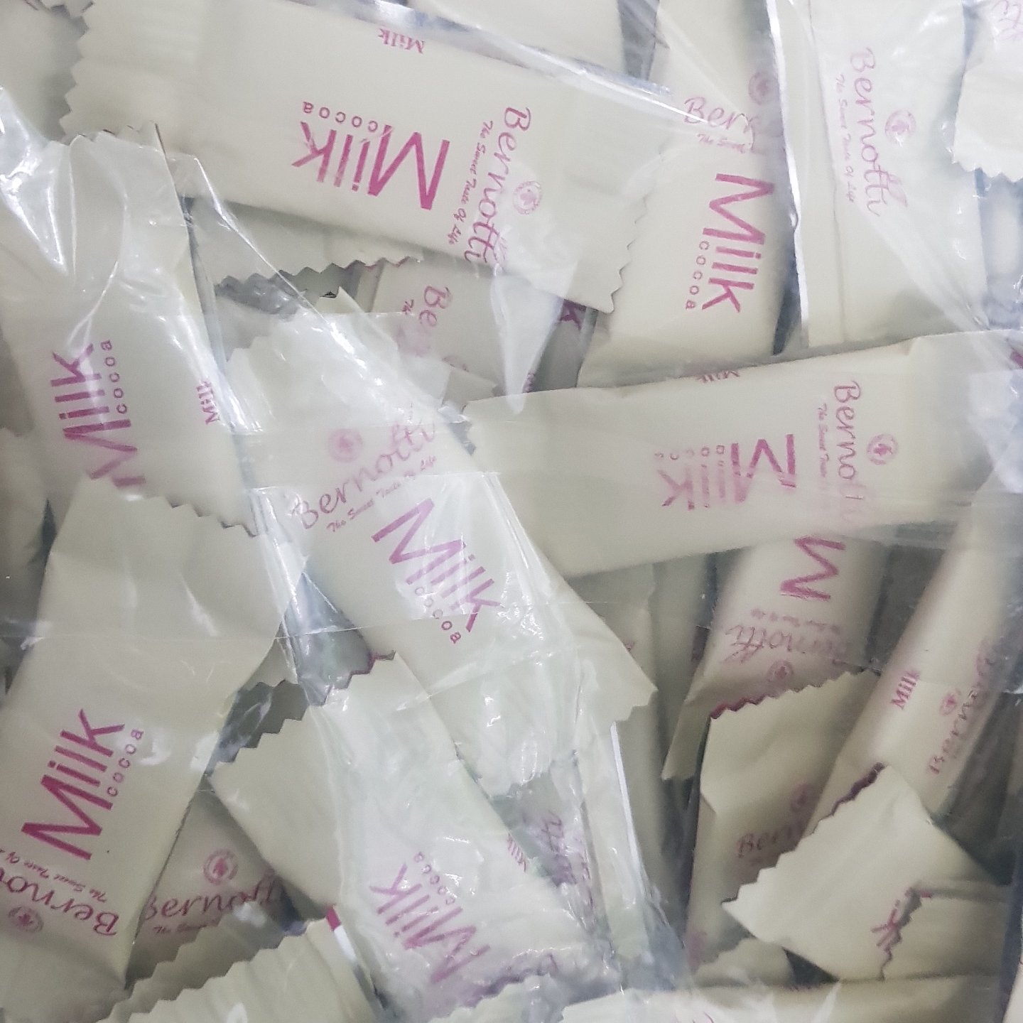 کاکائو شیری milkB1 (250 گرم)