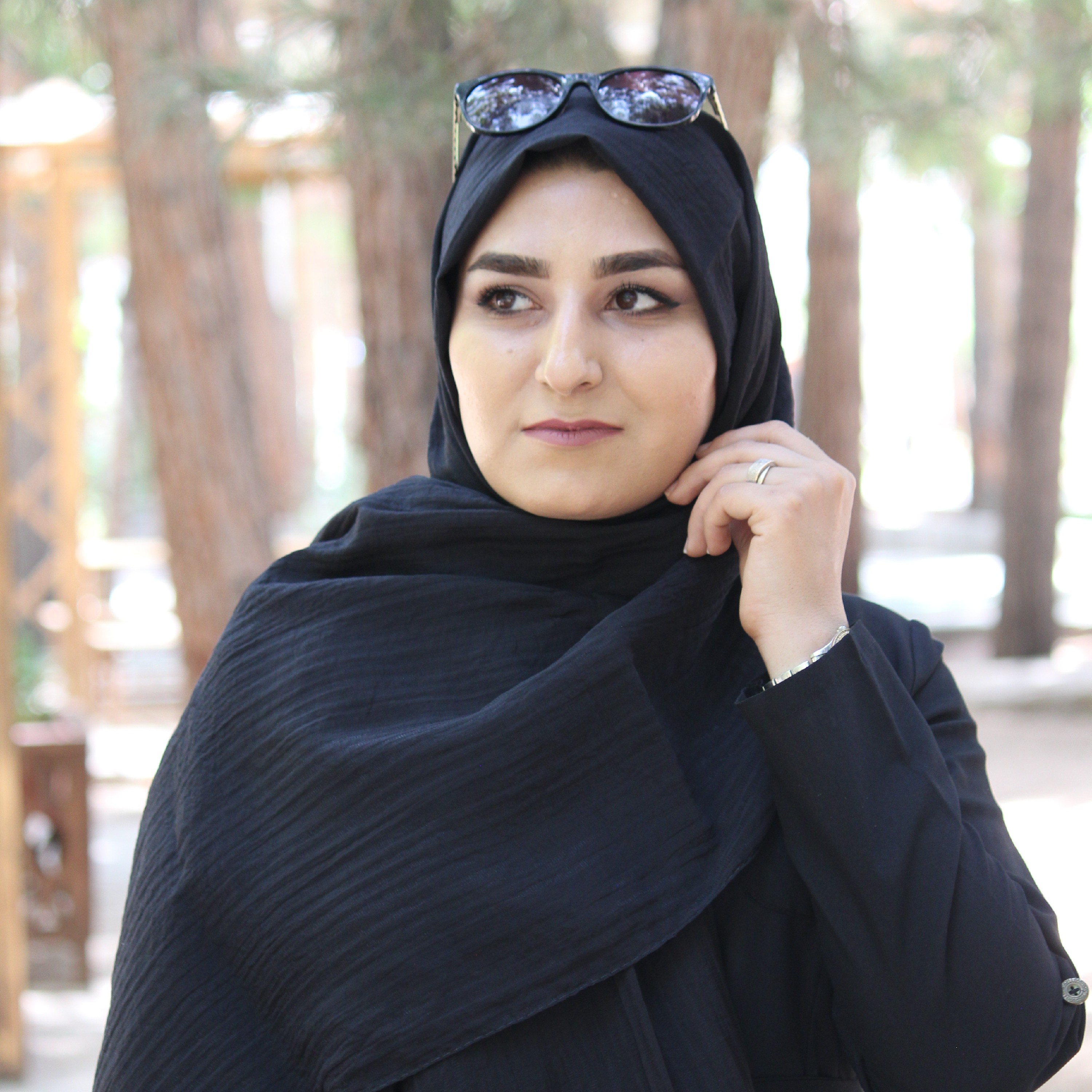 شال نخی جاذبه دور دوخت رنگ مشکی