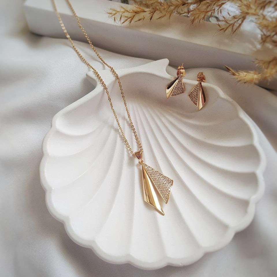 نیم ست نگین دار