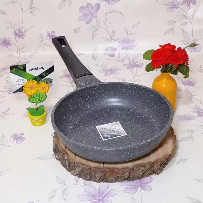 ماهی تابه تک دسته