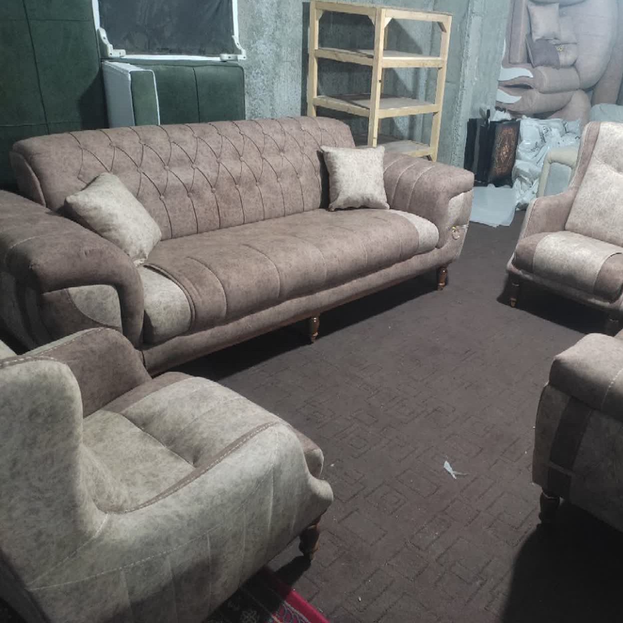 مبل چستر راحتی کمربندی