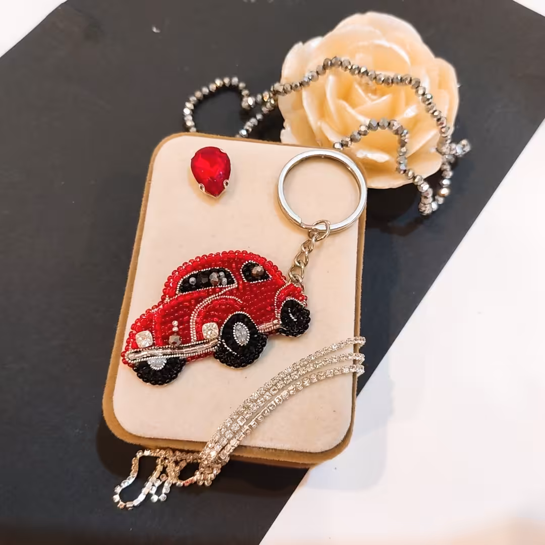 جاکلیدی ماشین جواهردوزی