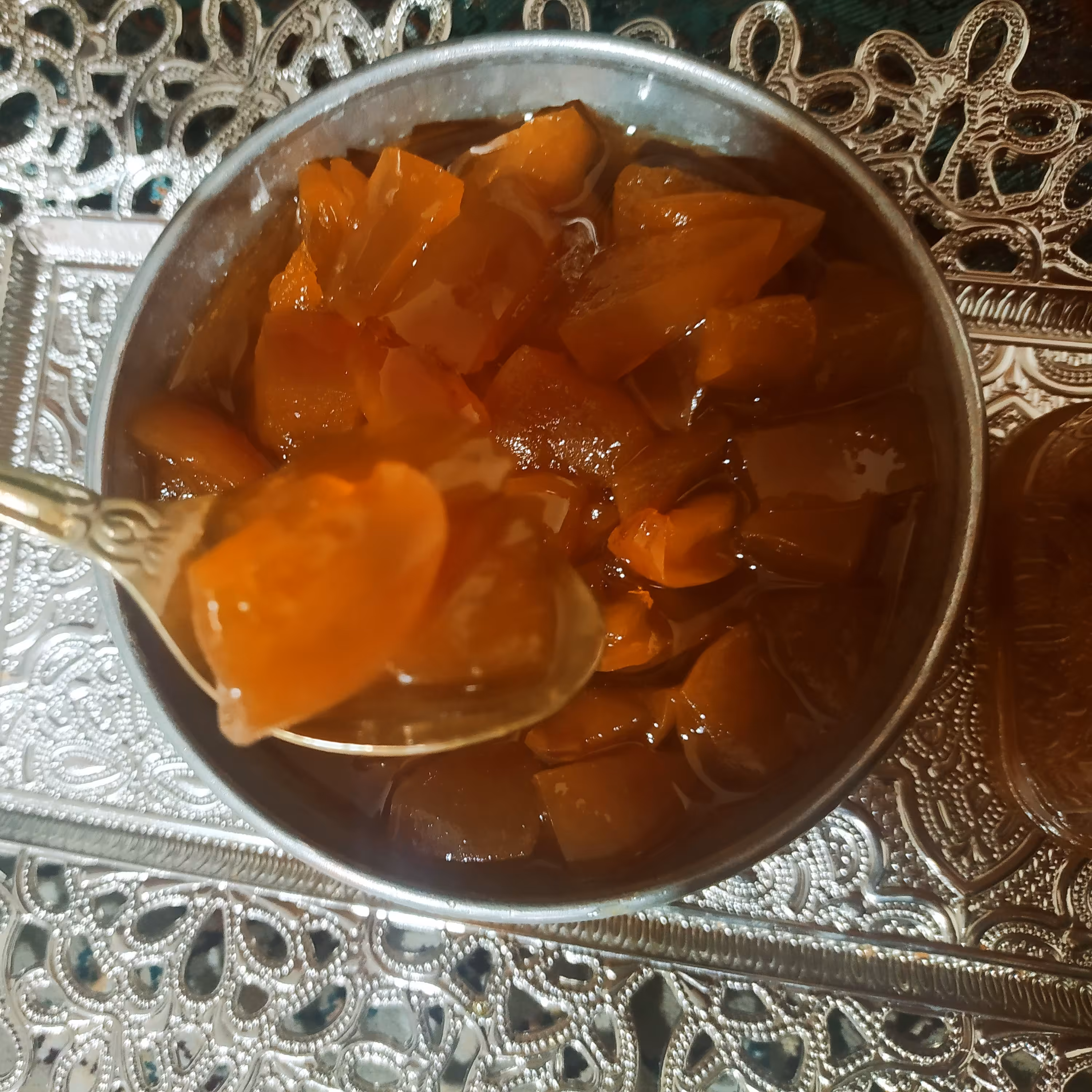 مربای سیب خانگی با زعفران _ 1900 گرمی