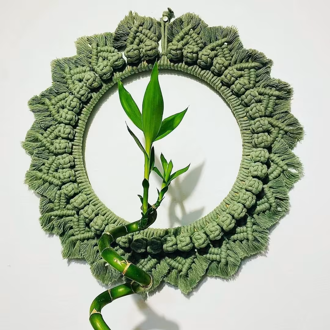 قاب آینه مکرومه بافی سبز 