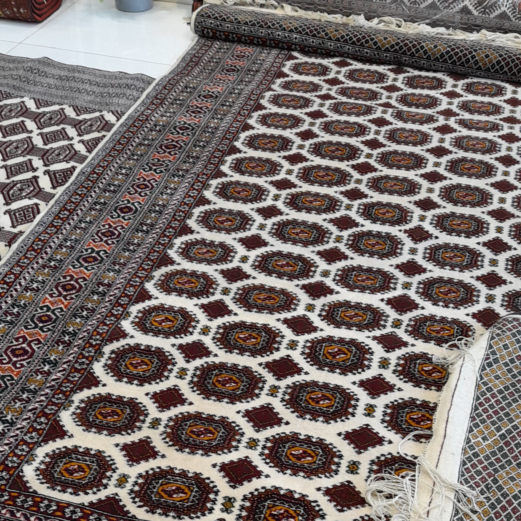 فرش دستبافت 9 متری اعلا پشم درجه یک ترکمن جفت موجود ارسال رایگان 