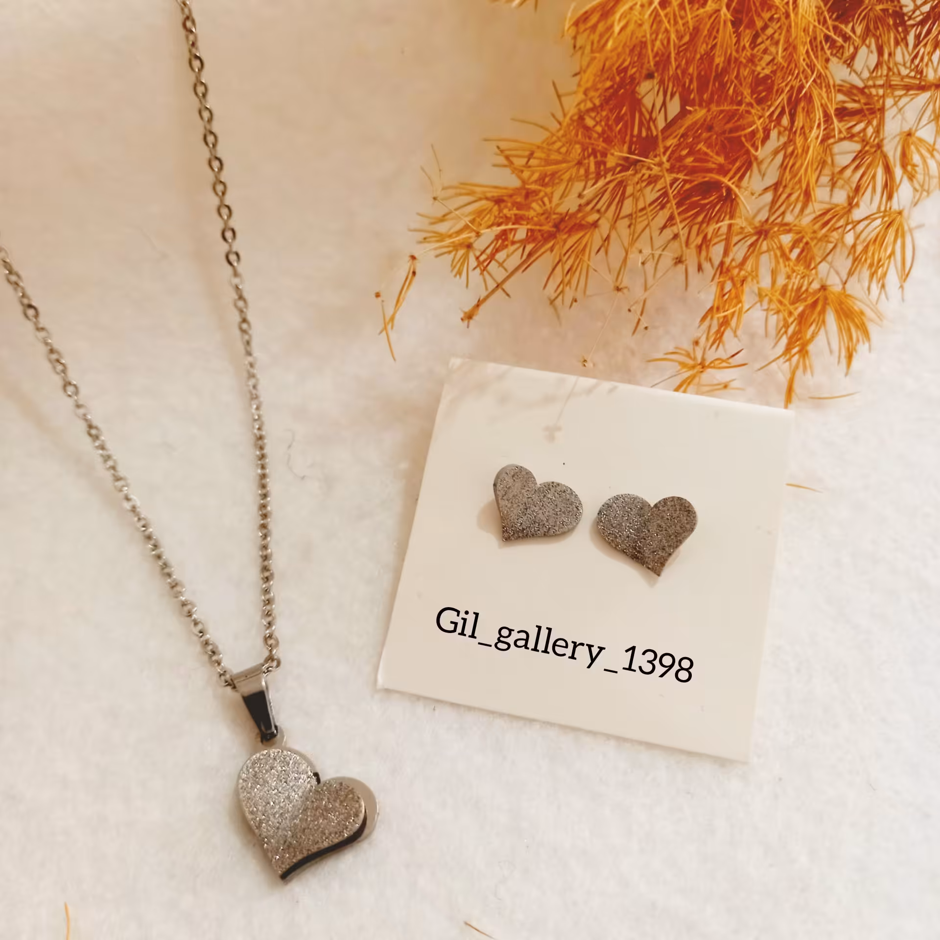 نیم ست قلب مناسب کادو ولنتاین