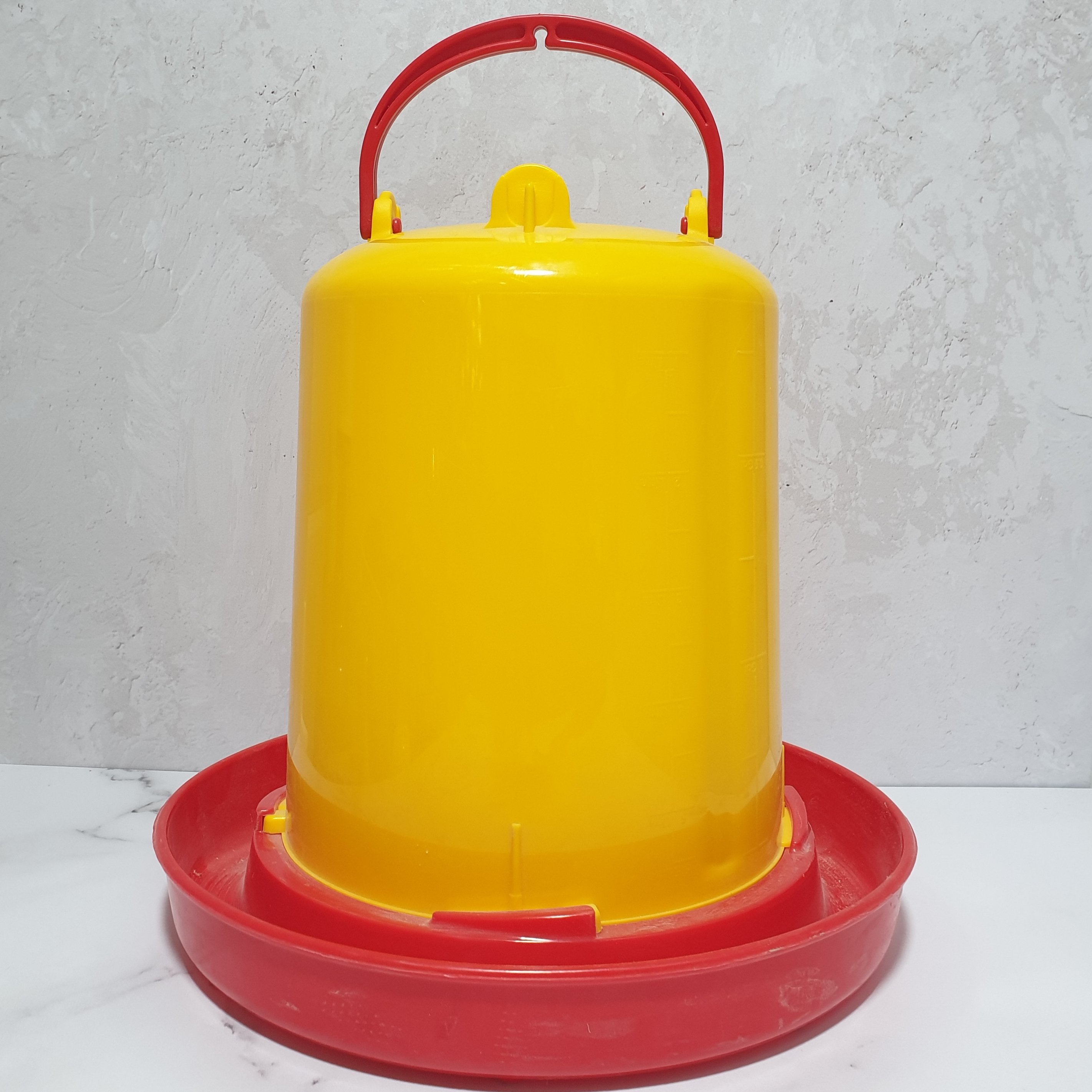 آبخوری 6 لیتری قفلی