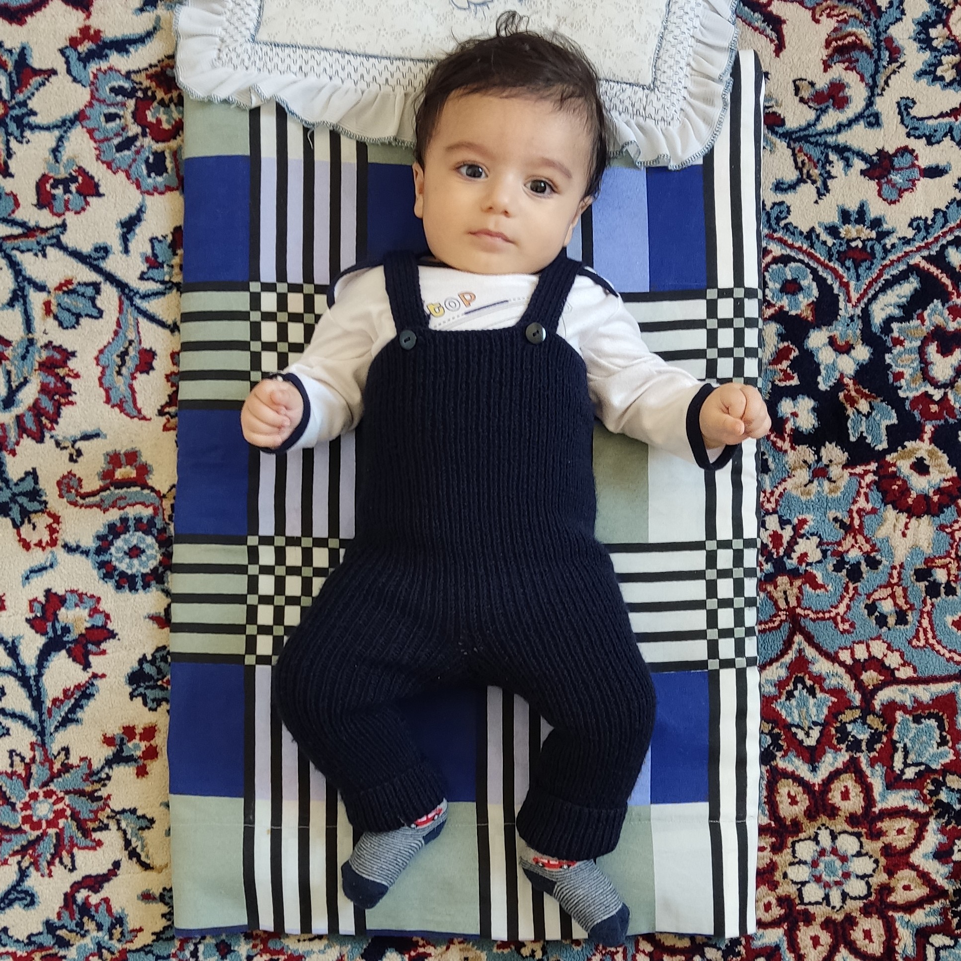 لباس سرهمی نوزادی سیسمونی بافتنی دستباف