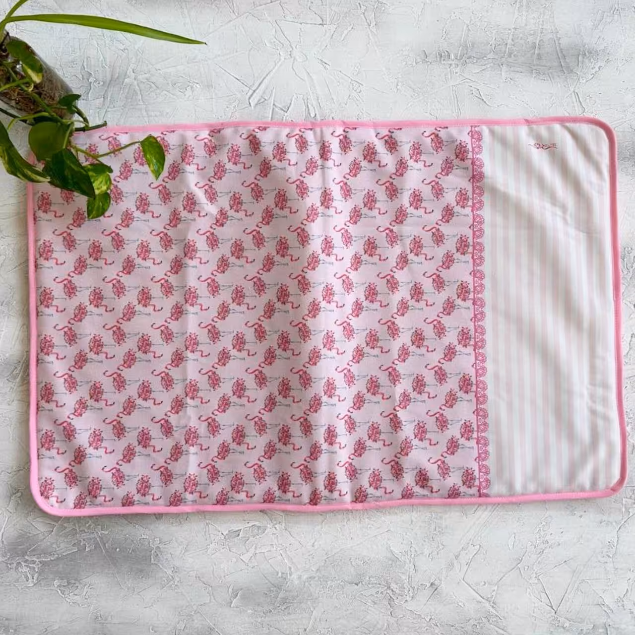 نمگیر مخمل نسوز مدل لیانا طرح 45