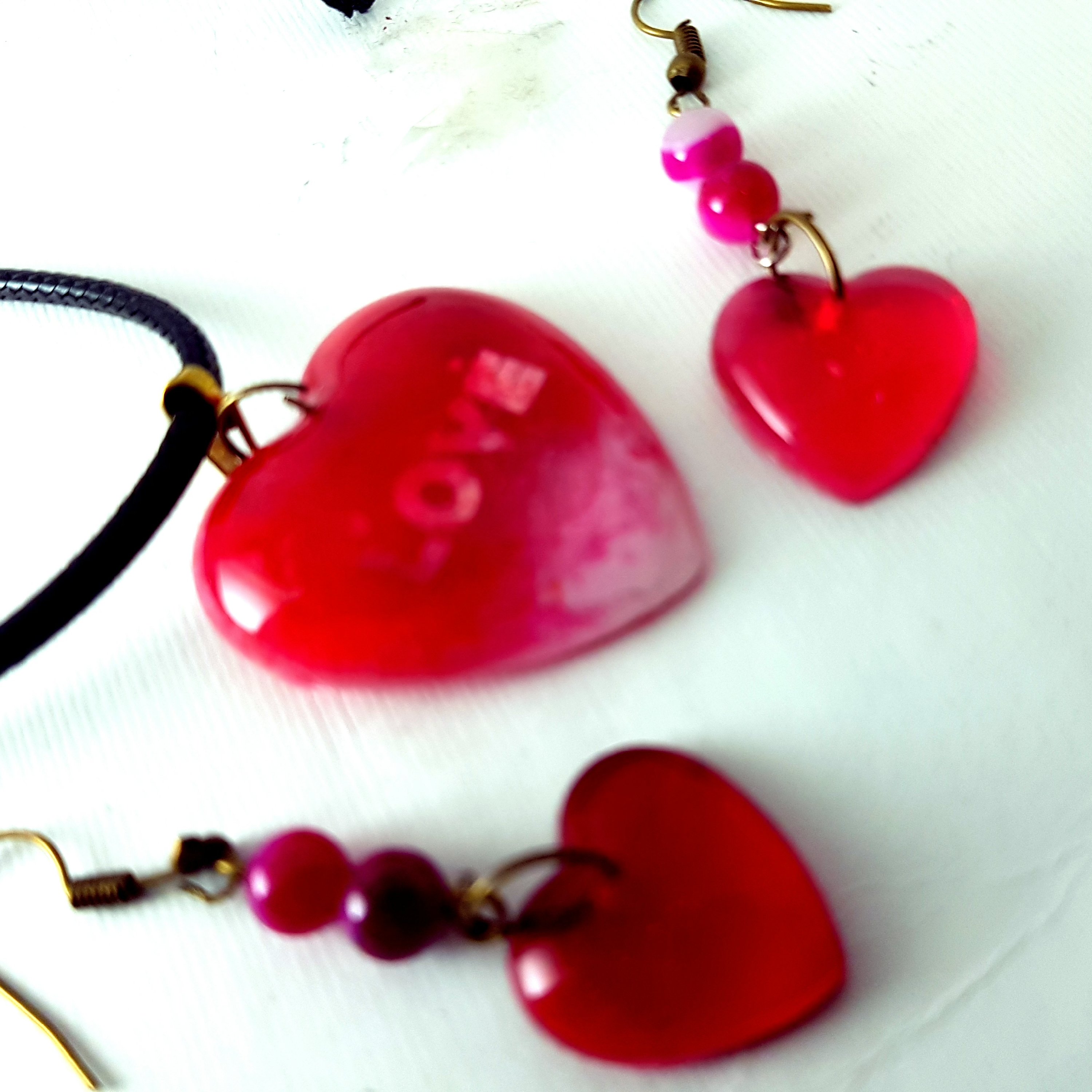 نیم ست رزینی قلب طرح love