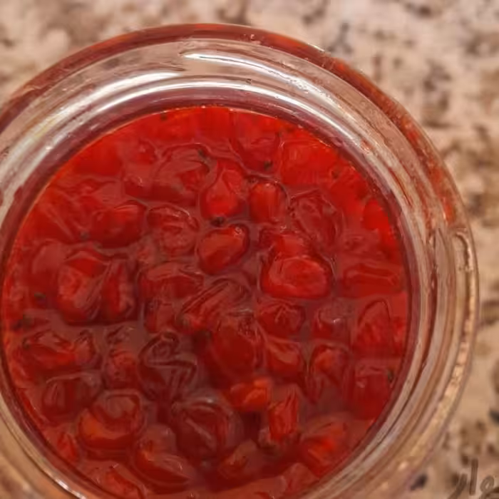 مربای خانگی زرشک: ملس و خوشمزه (سوغات خراسان جنوبی: 300 گرمی)