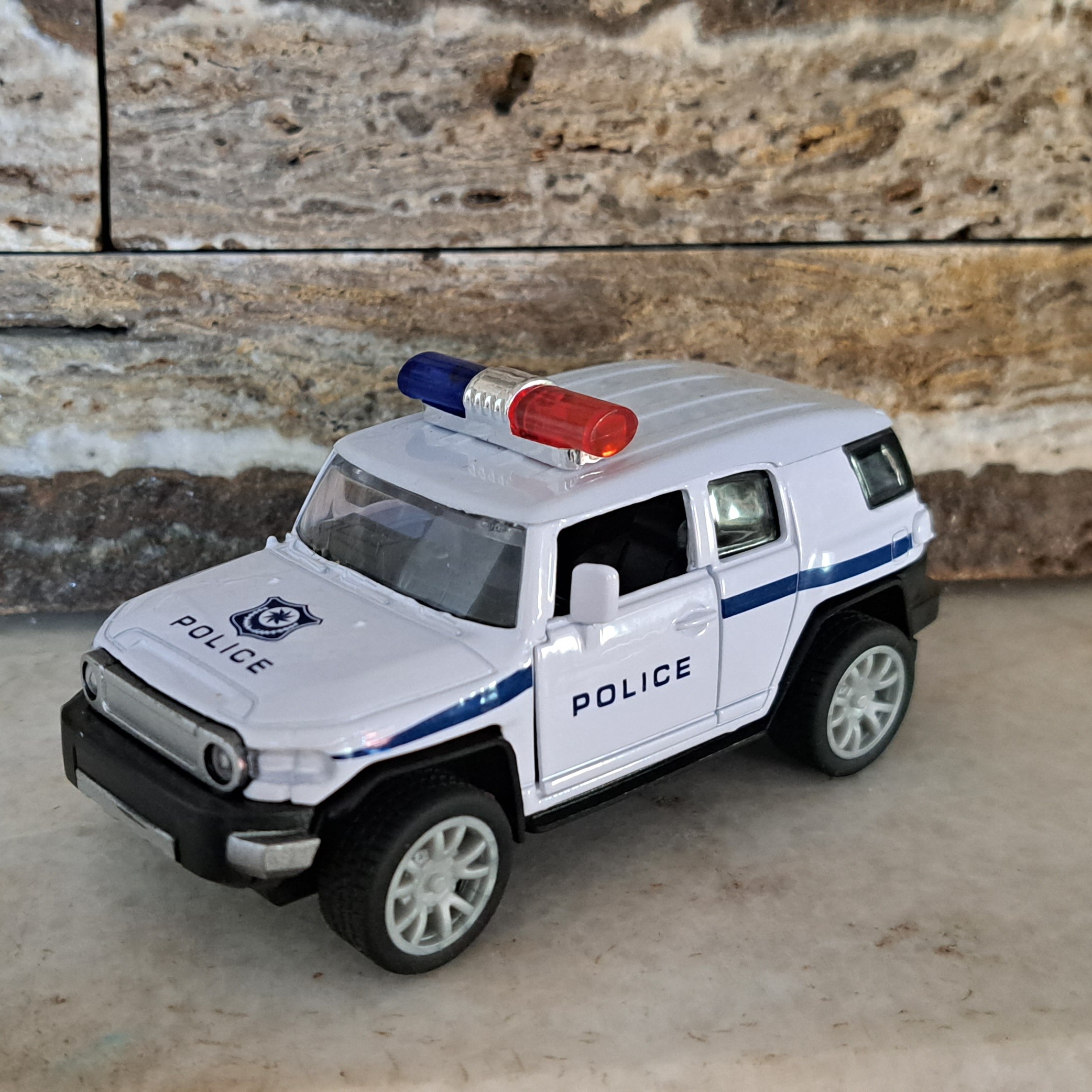 ماشین پلیس فلزی عقب کش درب باز شو، وارداتی