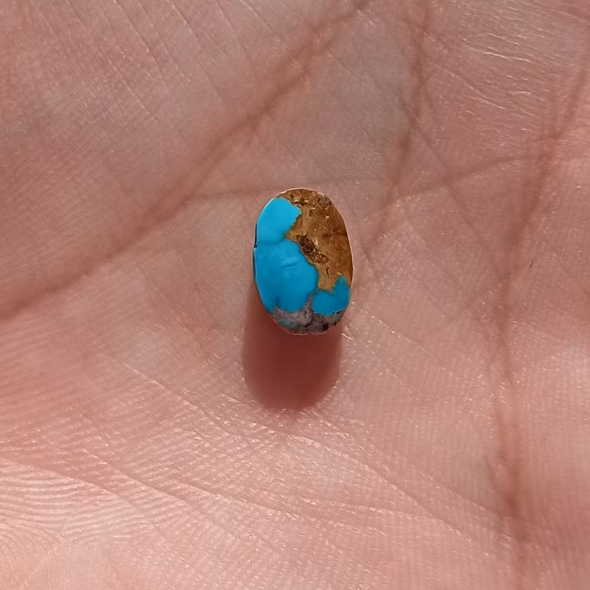 سنگ فیروزه اصل نیشابوری رگه طلایی طبیعی زیبا ..